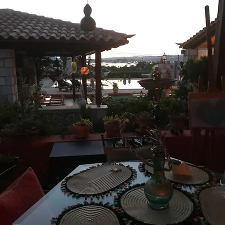 Aisha With Private Tennis Court And Pool