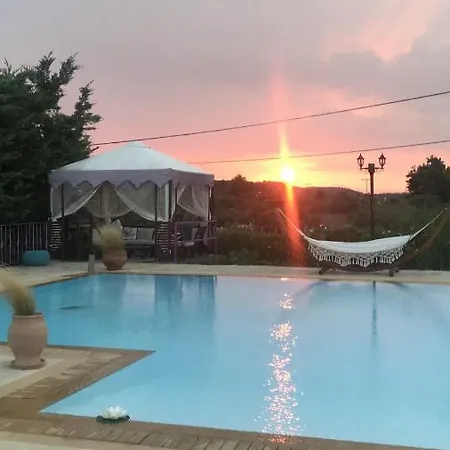 Aisha With Private Tennis Court And Pool Villa *