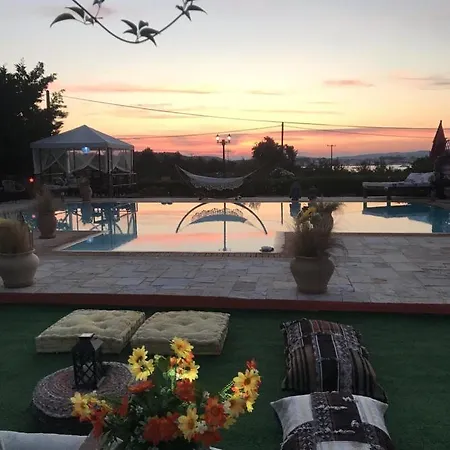 Aisha With Private Tennis Court And Pool