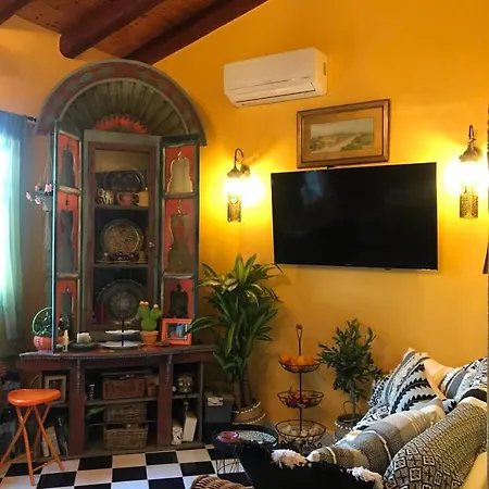 Aisha With Private Tennis Court And Pool Villa