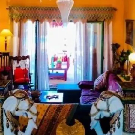 Aisha With Private Tennis Court And Pool *